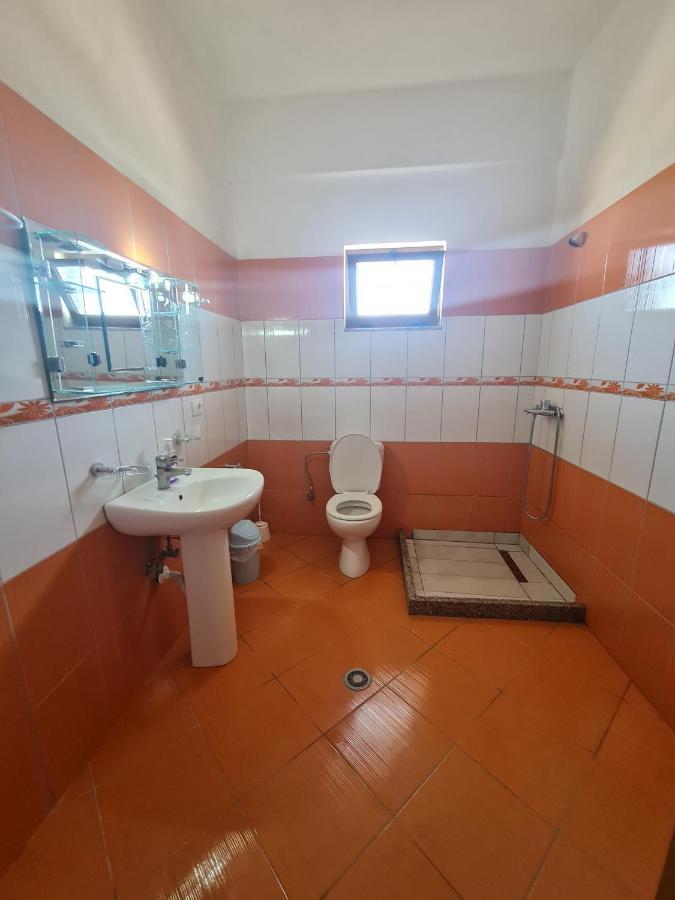 Glow Two Bedroom Apartment Ksamil Ngoại thất bức ảnh