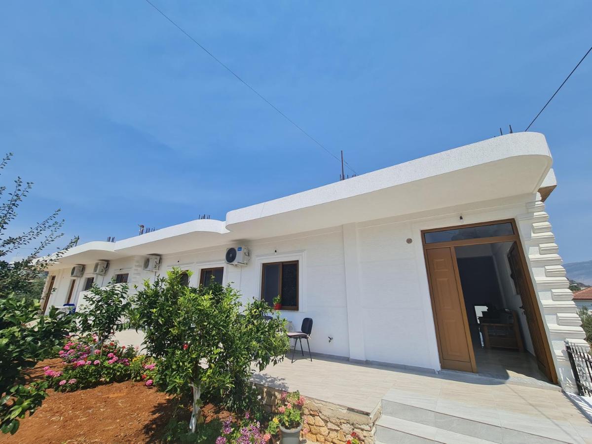 Glow Two Bedroom Apartment Ksamil Ngoại thất bức ảnh