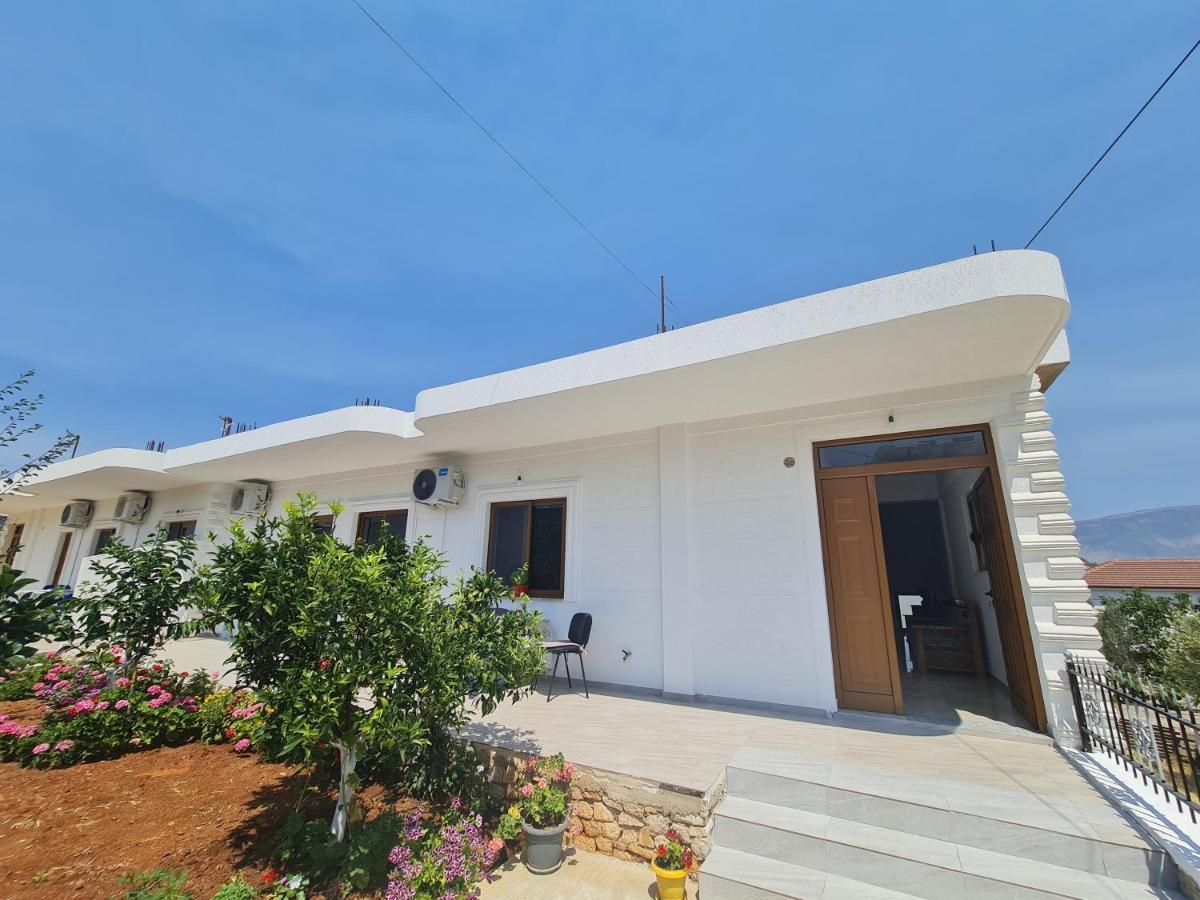 Glow Two Bedroom Apartment Ksamil Ngoại thất bức ảnh